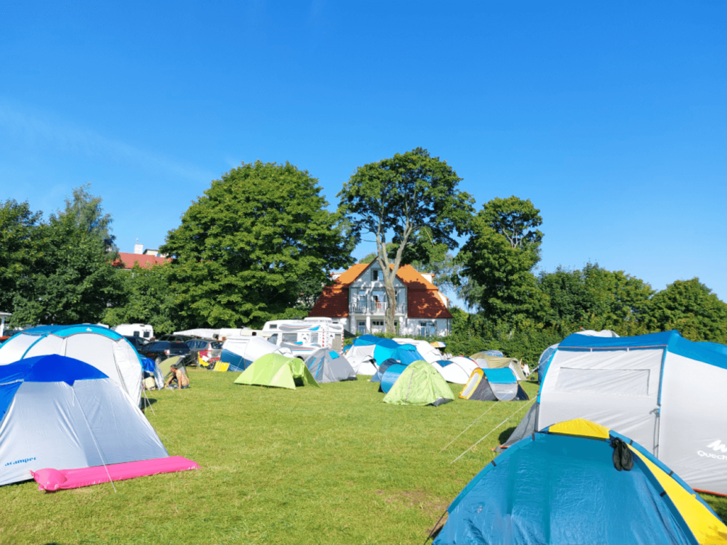 Pole namiotowe Fala Władysławowo